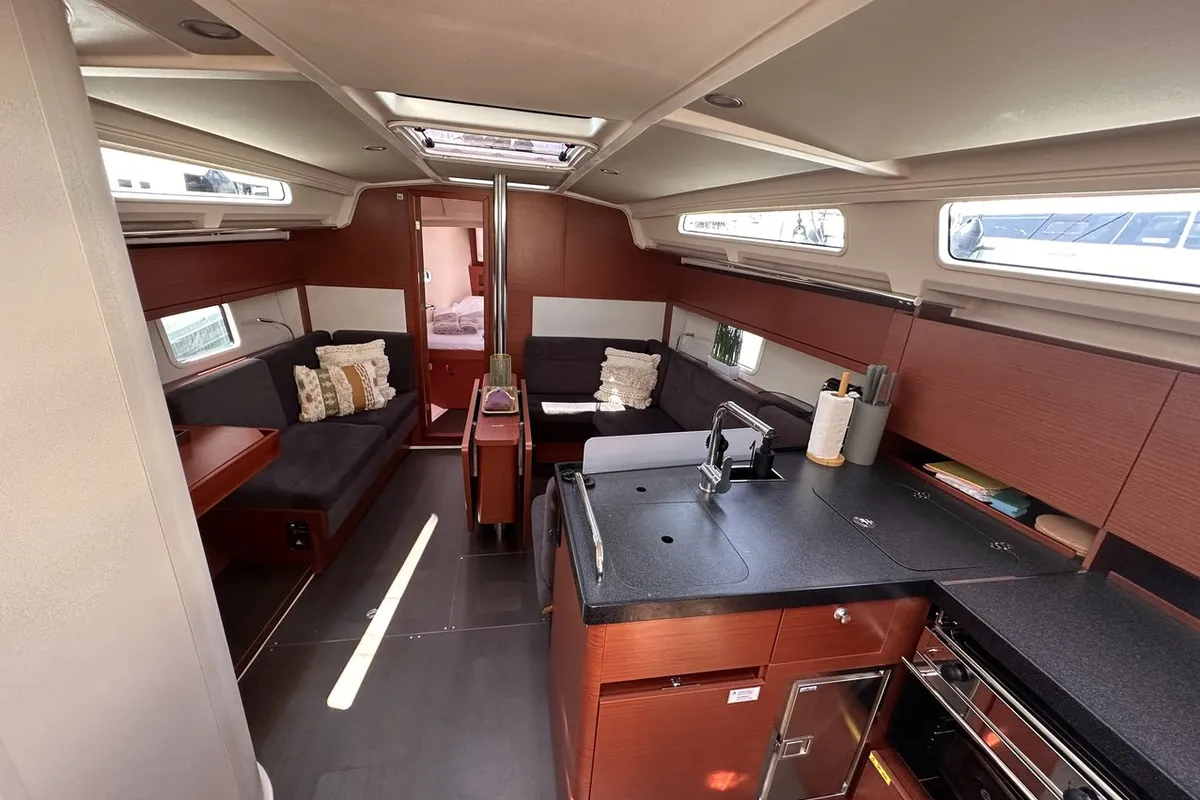 Salon of Calypso, a Hanse 388 sailboat at Seget Donji, Croatia