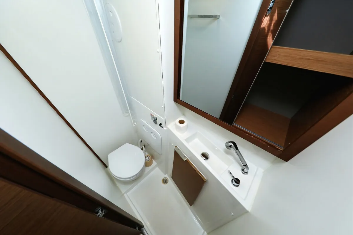 Head on Liquid Spirit, a Lagoon 40 catamaran at Pirovac, Croatia