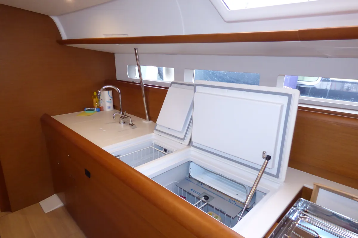 Galley of Geronimo, a Jeanneau Sun Odyssey 519 sailboat at Grad Kaštela, Croatia