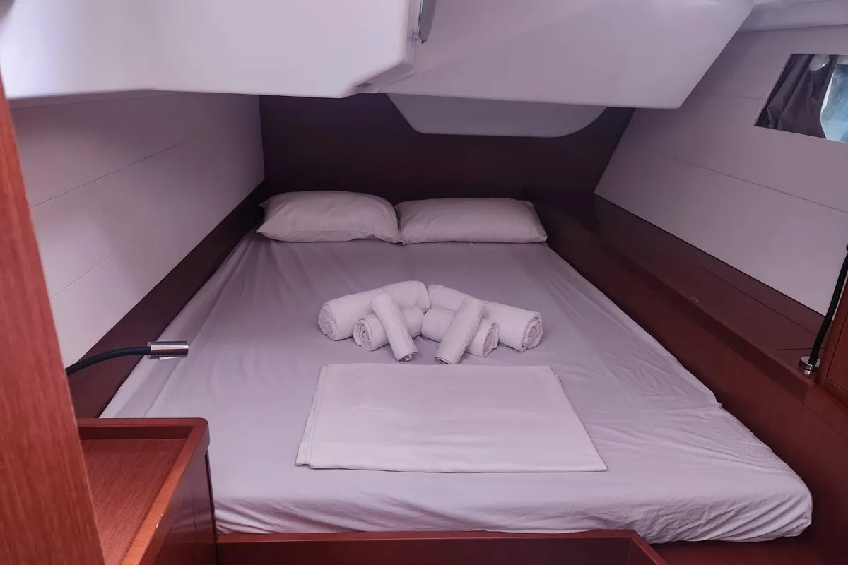 Cabin on San Marco, a Beneteau Oceanis 48 sailboat at Procida, Italy