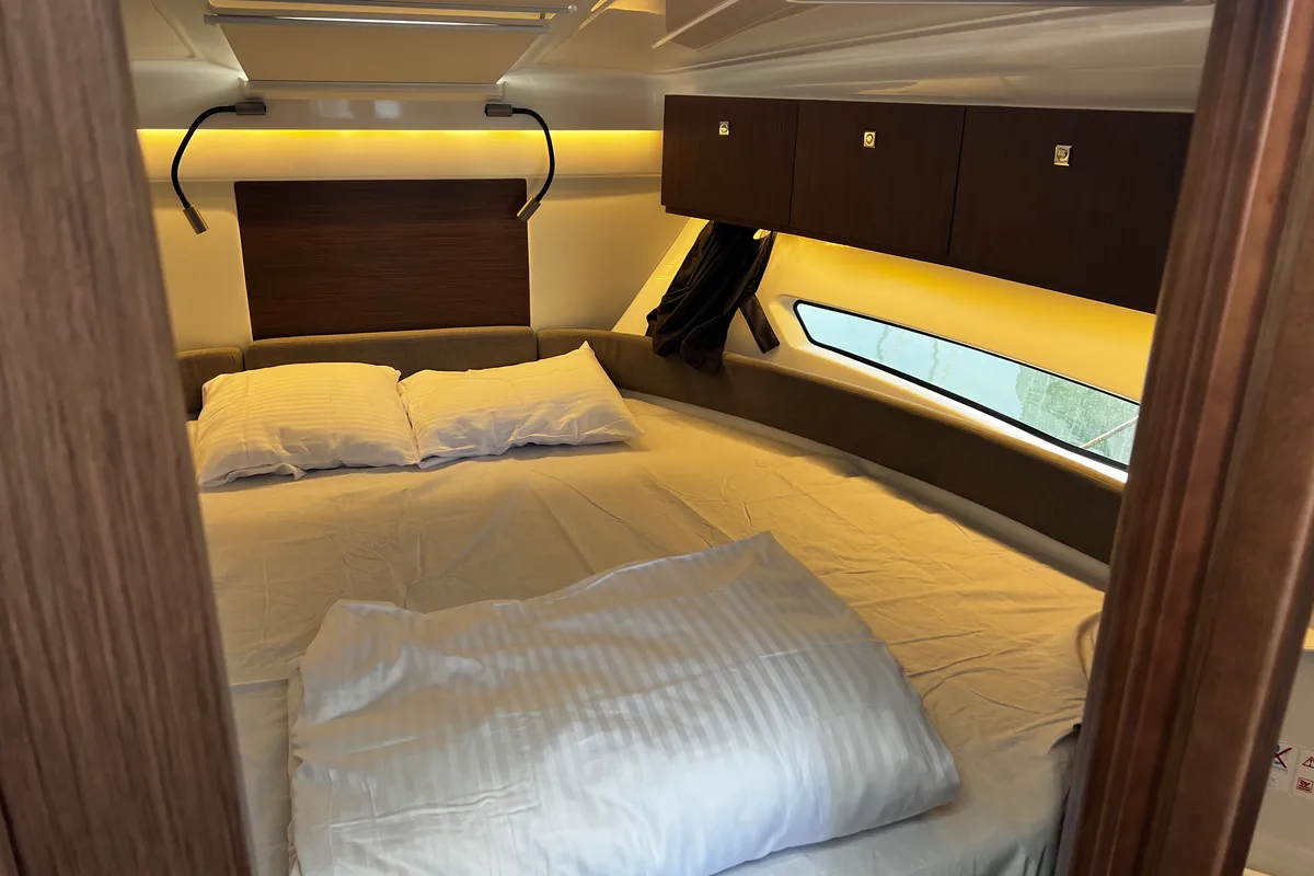 Cabin on Ana, a Beneteau Antares 9 OB motorboat at Grad Pula, Croatia
