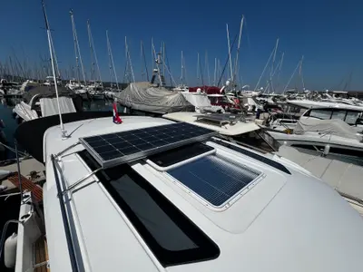 Deck of Ana, a Beneteau Antares 9 OB motorboat at Grad Pula, Croatia
