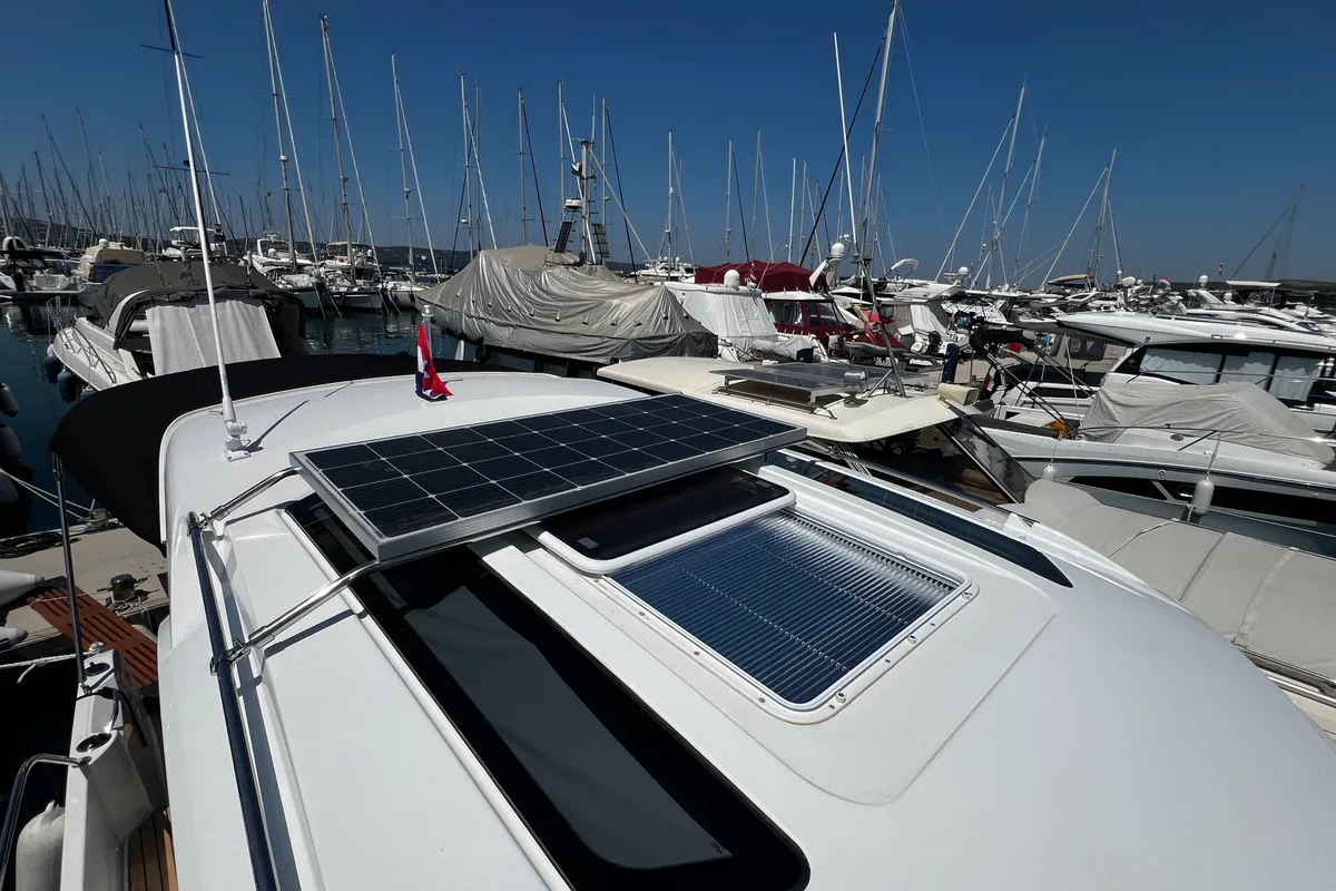 Deck of Ana, a Beneteau Antares 9 OB motorboat at Grad Pula, Croatia