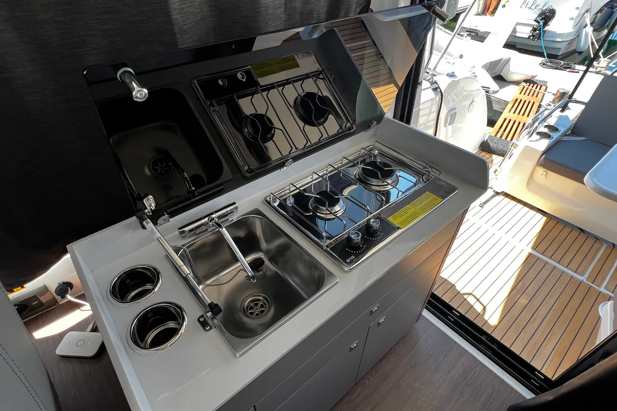 Galley of Ana, a Beneteau Antares 9 OB motorboat at Grad Pula, Croatia