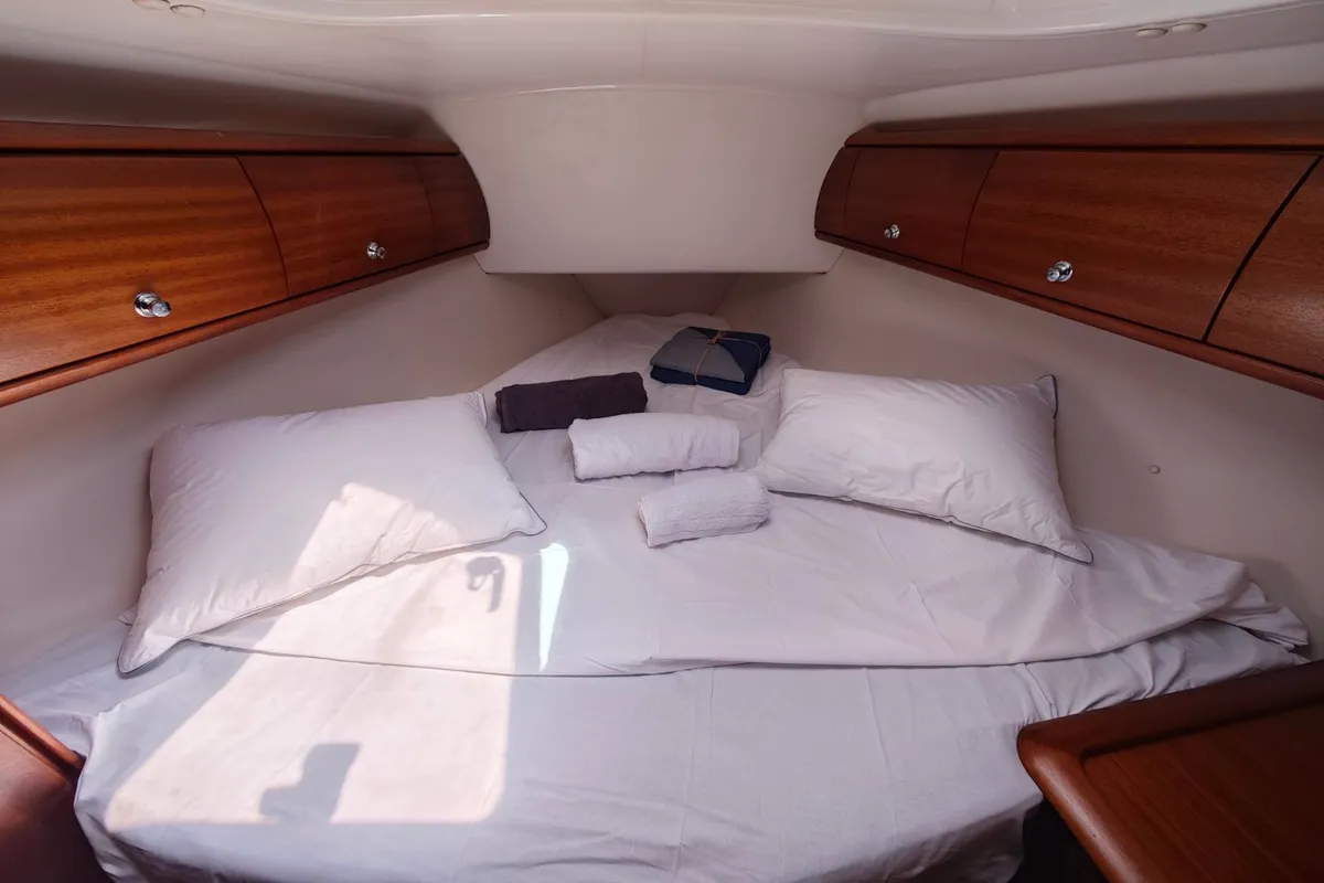 Cabin on Skarape, a Bavaria 44 sailboat at Preveza, Greece