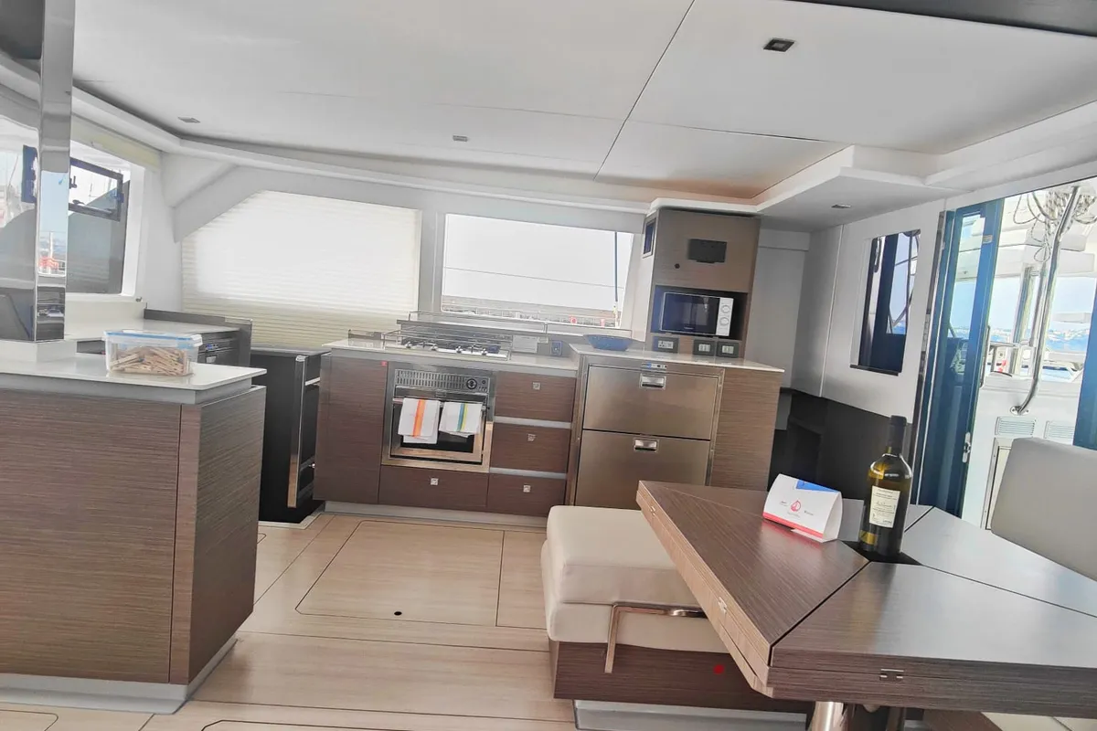Salon of Maria del Mar, a Leopard 50 catamaran at Procida, Italy