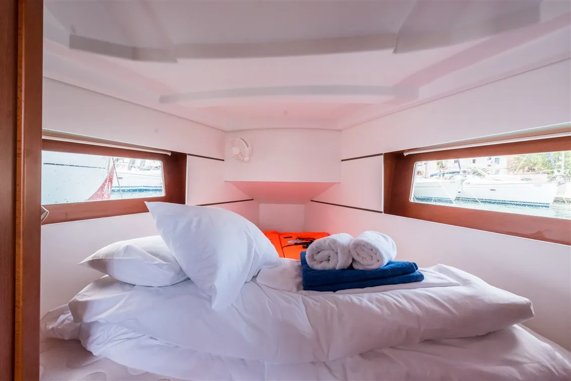 Cabin on Bela, a Beneteau Oceanis 35.1 sailboat at Split, Croatia