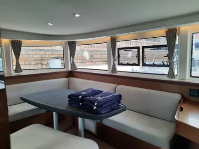 Salon of Senza Sosta, a Lagoon 42 catamaran at Tonnarella, Italy