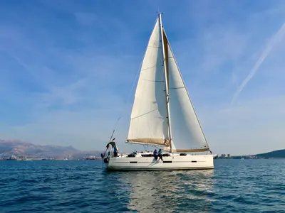 Alila III, a Dufour 460 GL sailboat at Kaštela, Croatia