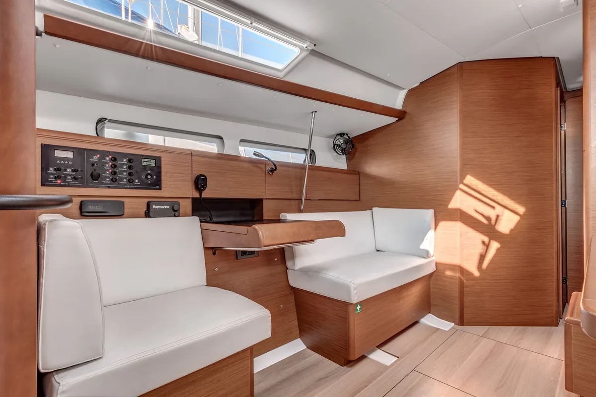 Salon of Fos, a Jeanneau Sun Odyssey 449 sailboat at Kontokali, Greece
