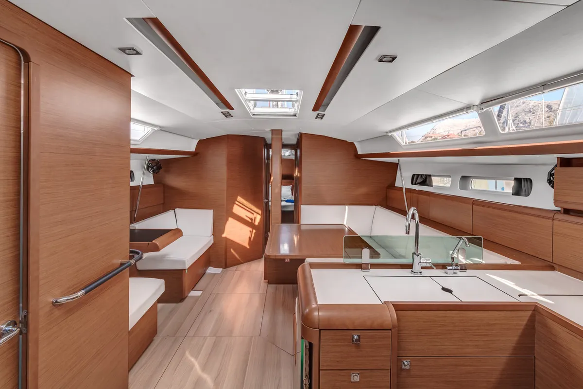 Salon of Fos, a Jeanneau Sun Odyssey 449 sailboat at Kontokali, Greece