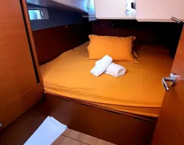 Cabin on Dalion, a Jeanneau Sun Odyssey 490 sailboat at Kontokali, Greece