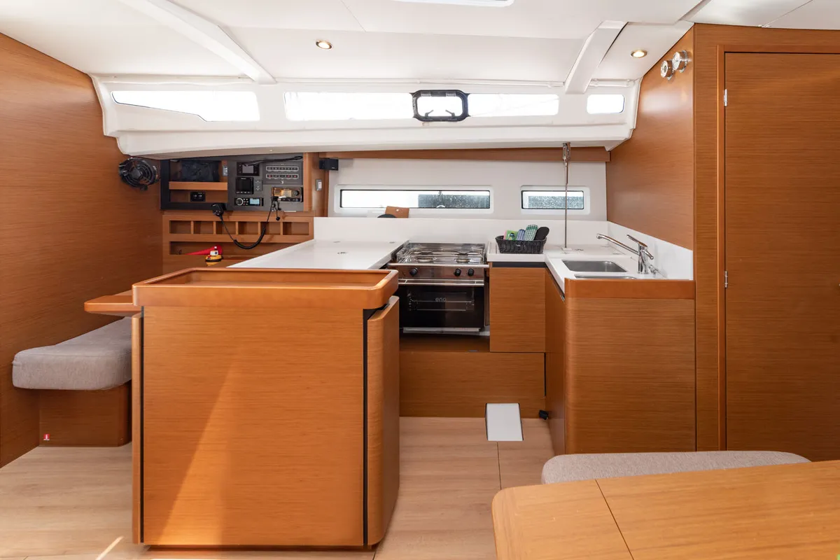 Galley of free elli, a Jeanneau Sun Odyssey 440 sailboat at Felanitx, Spain