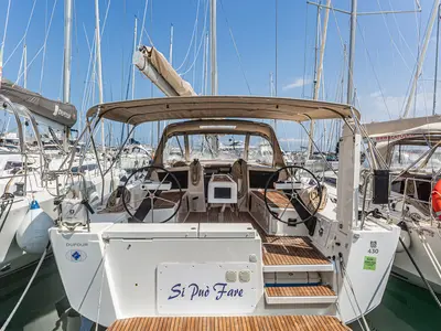 Si Puo Fare, a Dufour 430 sailboat at Palermo, Italy