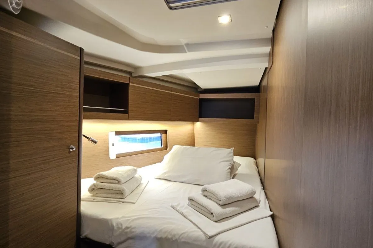 Cabin on Julia, a Beneteau Oceanis 46.1 sailboat at Municipal Unit of Rhodes, Greece