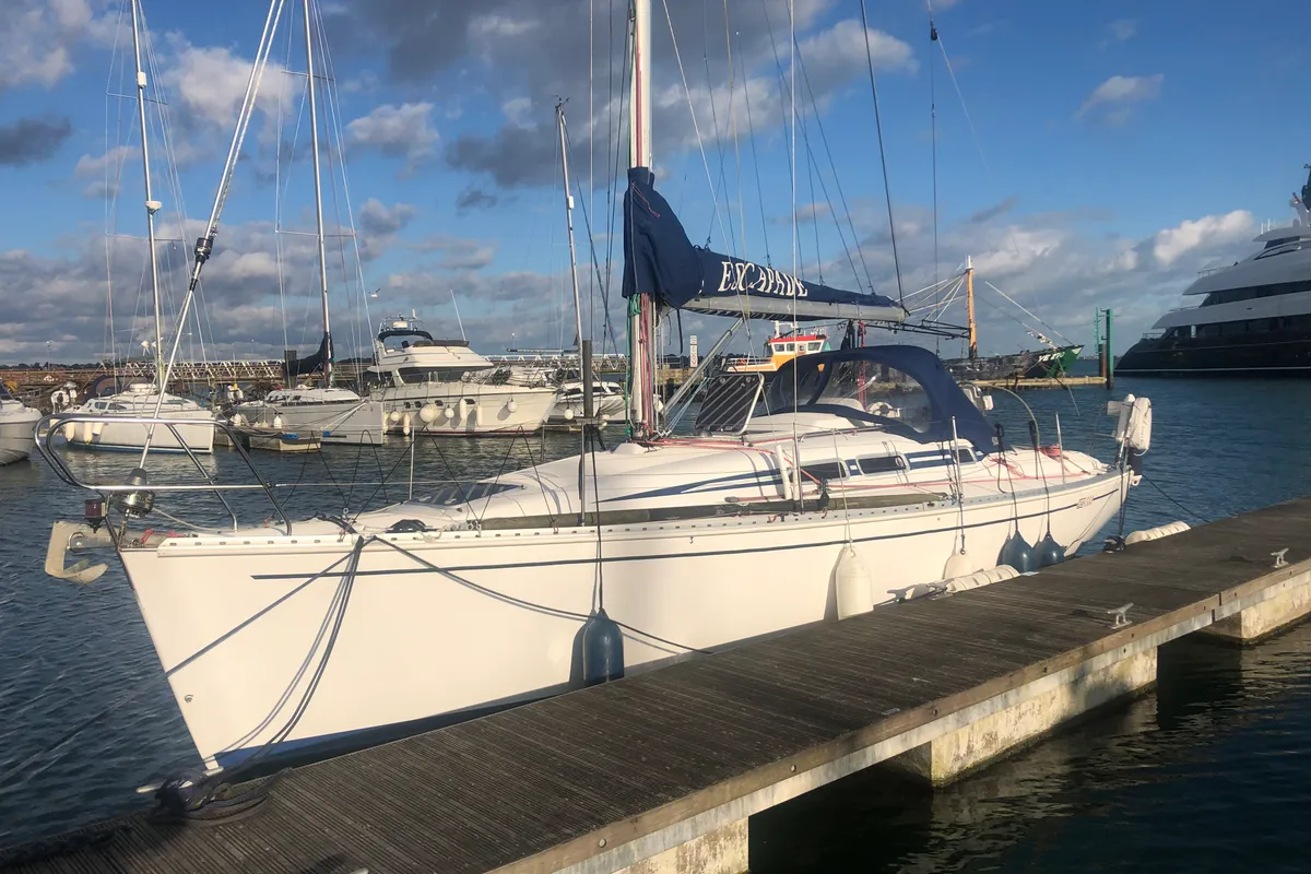 Salon of Escapade, a Elan 333 sailboat at Poole, United Kingdom