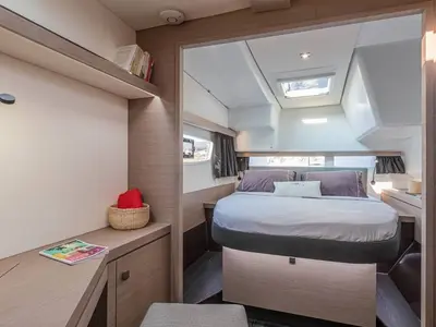 Cabin on Vetrohod, a Fountaine Pajot Isla 40 catamaran at Volos, Greece