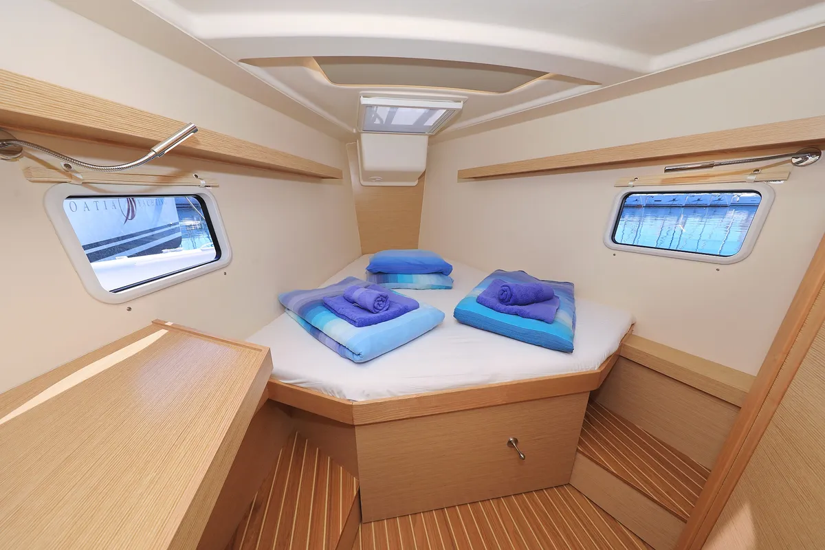 Cabin on Pollux, a Hanse 418 sailboat at Grad Kaštela, Croatia