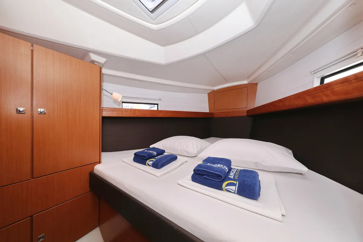 Cabin on Sun Course, a Bavaria Cruiser 37 sailboat at Grad Biograd na Moru, Croatia