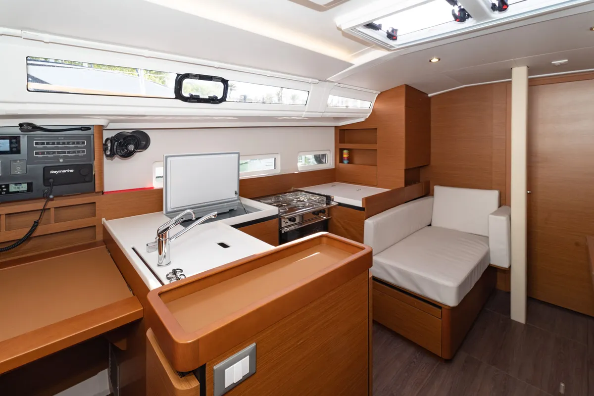 Salon of Sea Pearl, a Jeanneau Sun Odyssey 410 sailboat at Palma de Mallorca, Spain