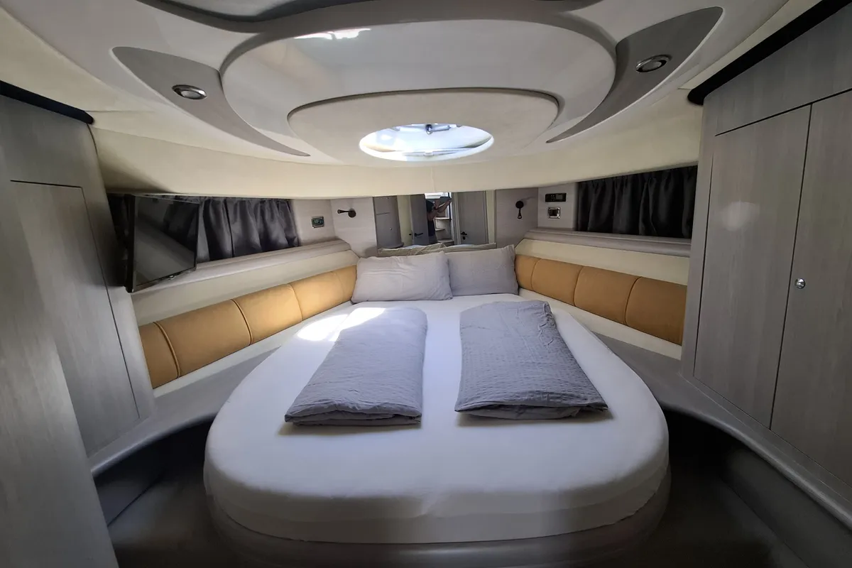 Bahia Gloria, a Motoryacht motor yacht at Primošten, Croatia