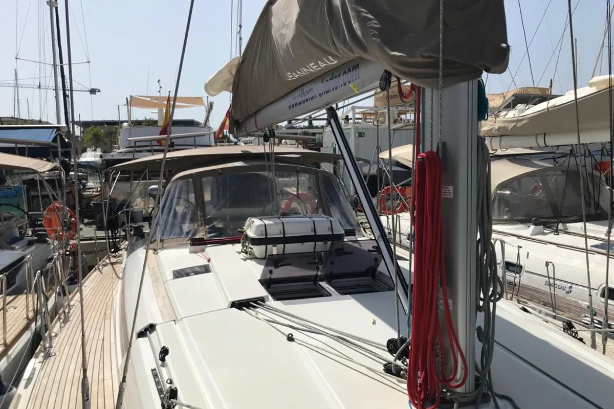 Deck of Alboran Cognac (Las Galletas), a Jeanneau Sun Odyssey 519 sailboat at Elephant Butte Estates, United States