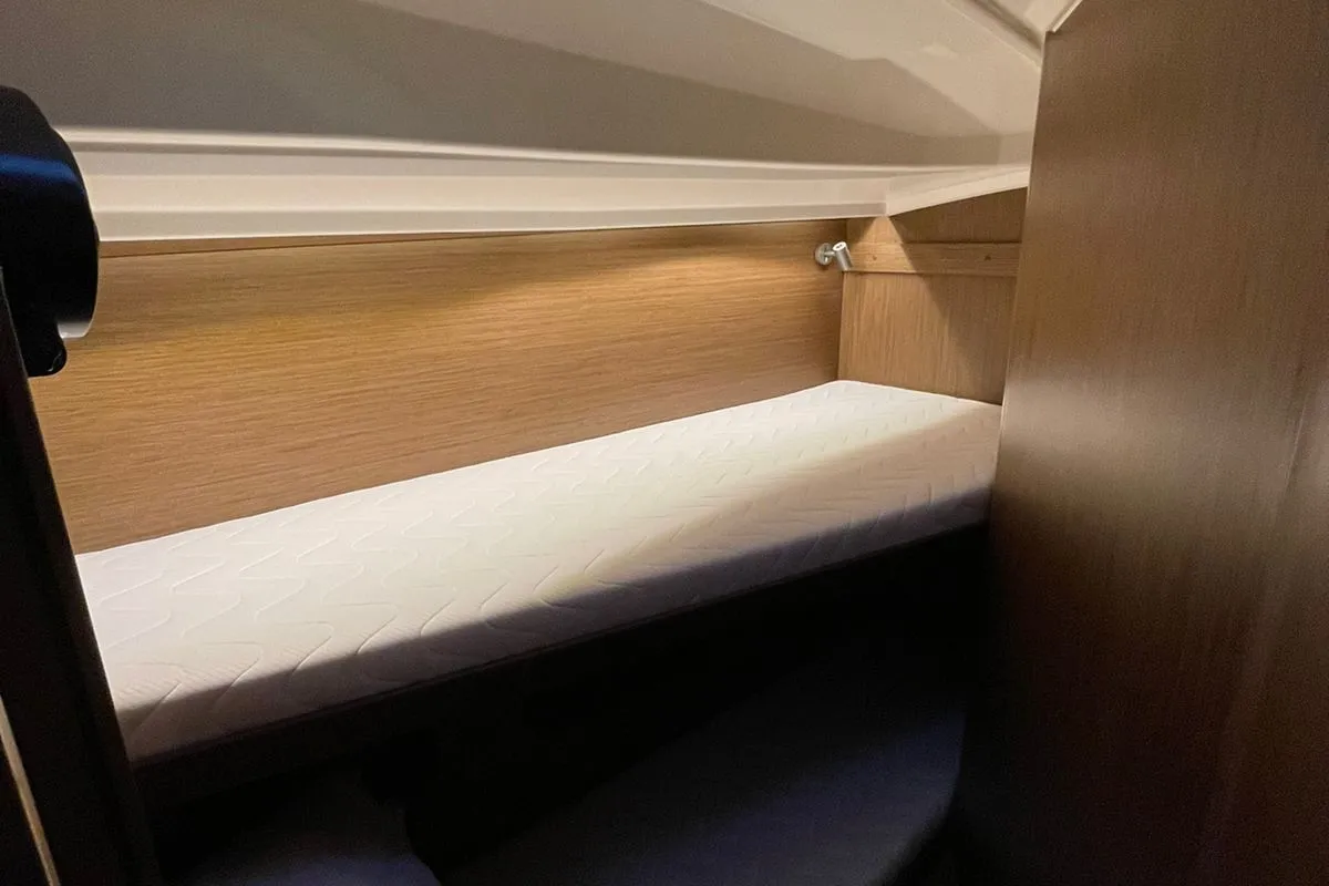 Cabin on Aurora, a Beneteau Oceanis 40.1 sailboat at Rhodes, Greece
