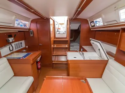 Salon of Pippi, a Dufour 335 Grand Large sailboat at Primošten, Croatia