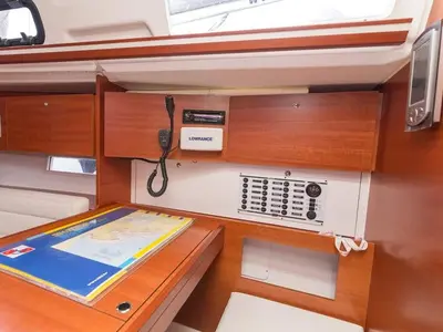 Cockpit of Pippi, a Dufour 335 Grand Large sailboat at Primošten, Croatia