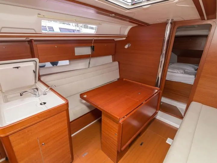 Salon of Pippi, a Dufour 335 Grand Large sailboat at Primošten, Croatia