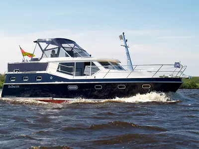 Deck of Drait 131, a De Drait Renal 36 motorboat at Drachten, Netherlands