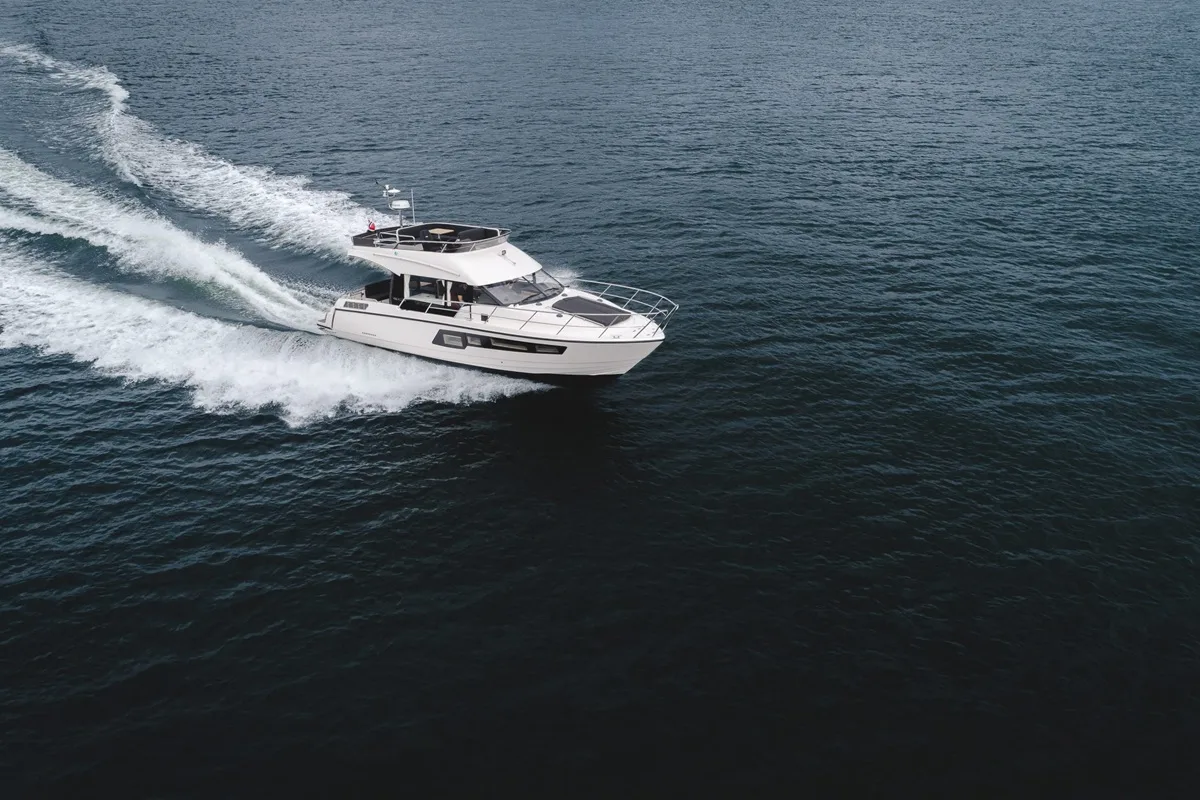 Exterior view of Sunset, a Viknes S40 Fly motor yacht at Općina Sukošan, Croatia
