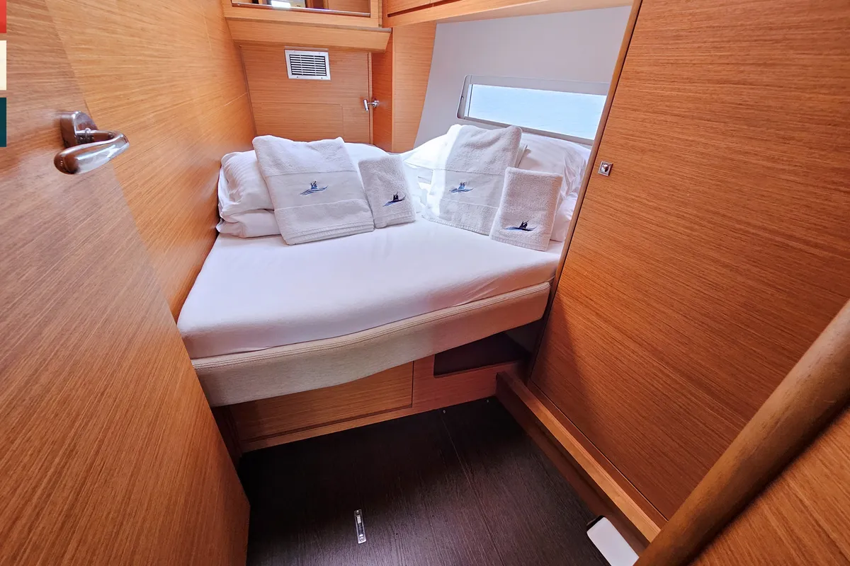 Cabin on Piano, a Dufour 470 sailboat at Općina Rogoznica, Croatia