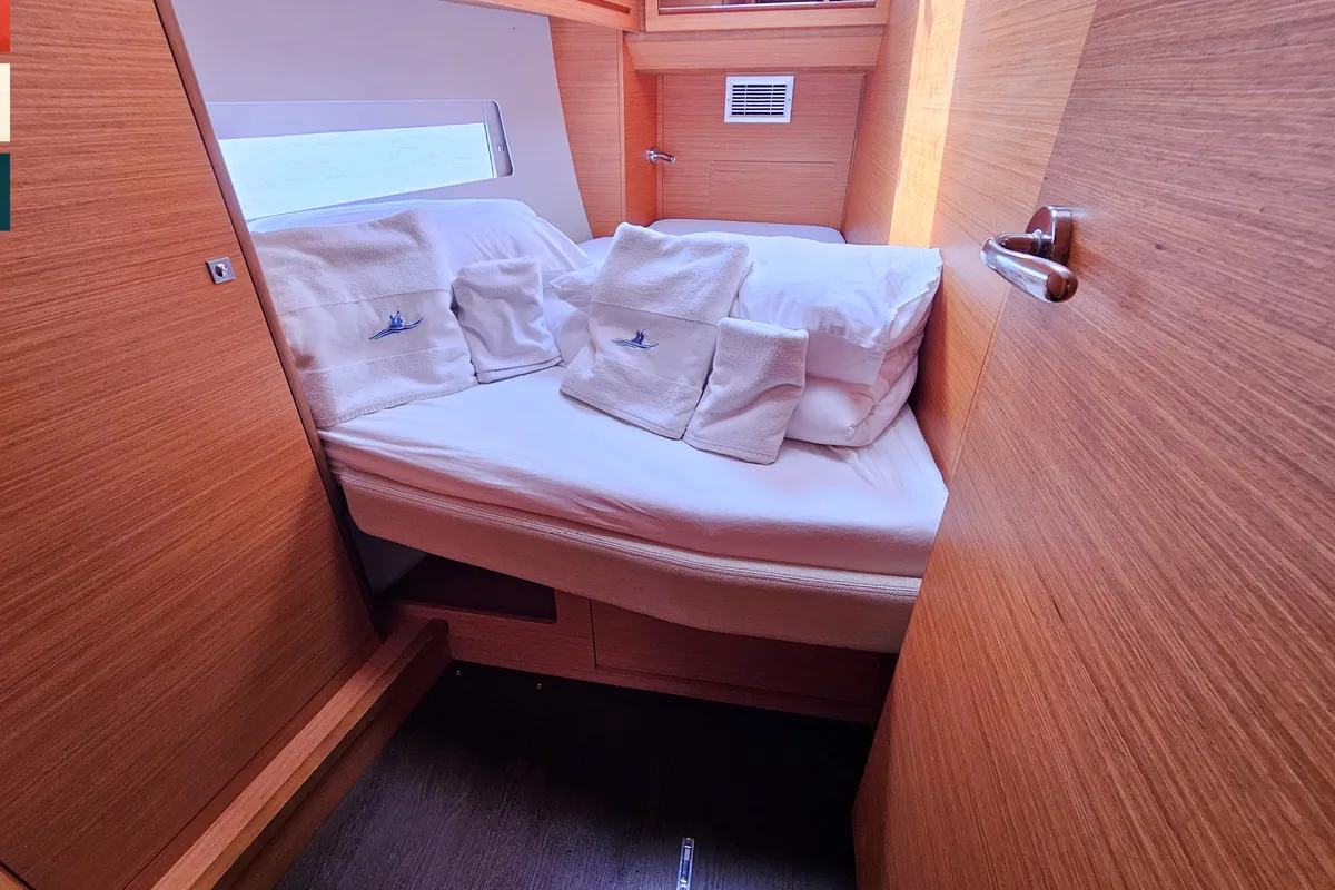 Cabin on Piano, a Dufour 470 sailboat at Općina Rogoznica, Croatia