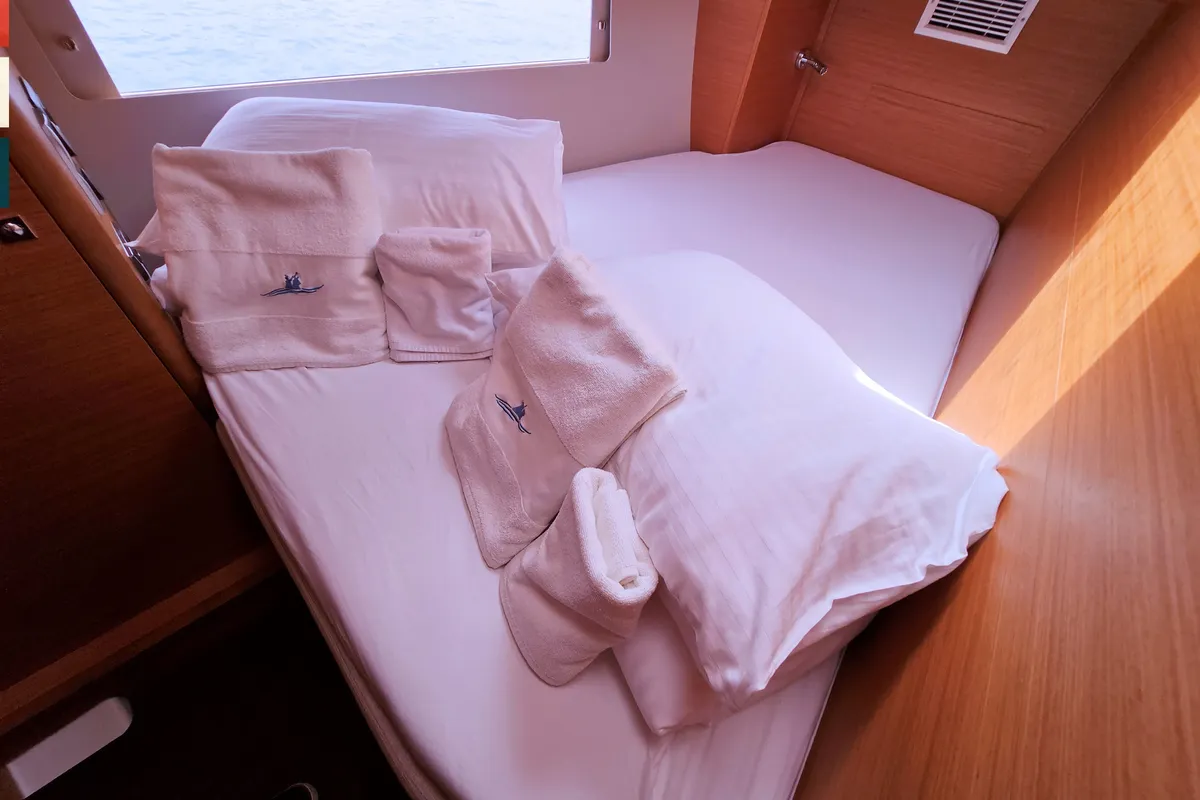 Cabin on Piano, a Dufour 470 sailboat at Općina Rogoznica, Croatia