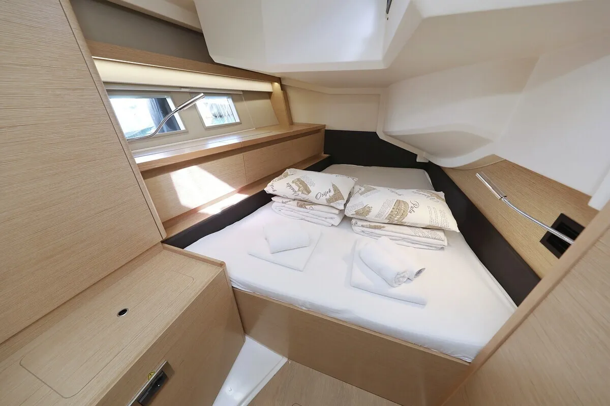 Cabin on Constanta, a Hanse 588 sailboat at Pirovac, Croatia
