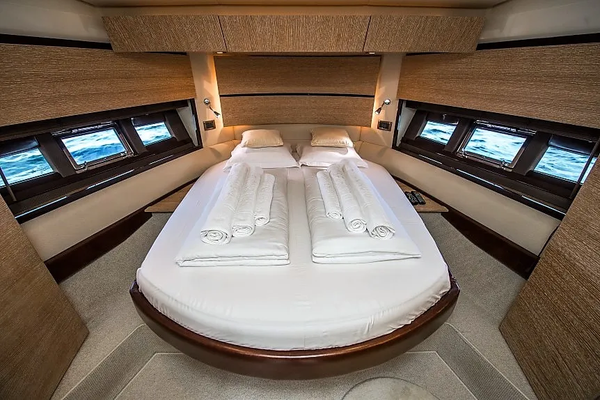 Cabin on Skyfall MY, a Azimut 47 motorboat at Grad Šibenik, Croatia