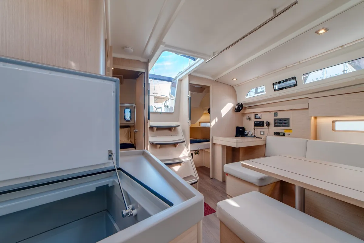 Salon of Maverick, a Beneteau Oceanis 40.1 sailboat at Olbia, Italy