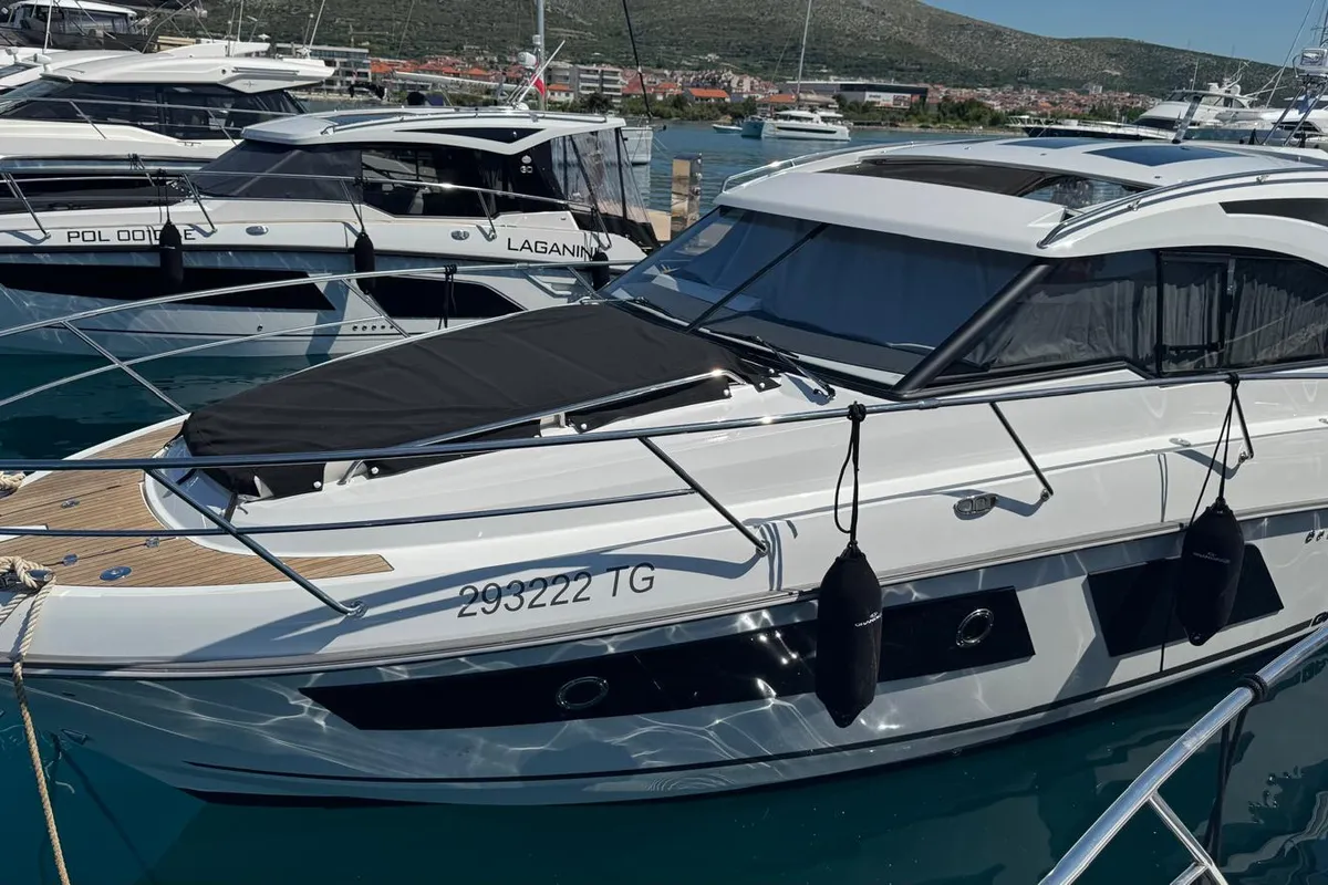 Exterior view of OTTI, a Grandezza 34 OC motorboat at Grad Trogir, Croatia