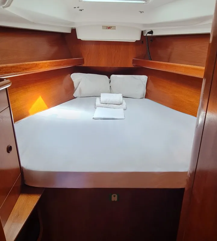 Cabin on Erika, a Beneteau Oceanis Clipper 411 sailboat at Volos, Greece