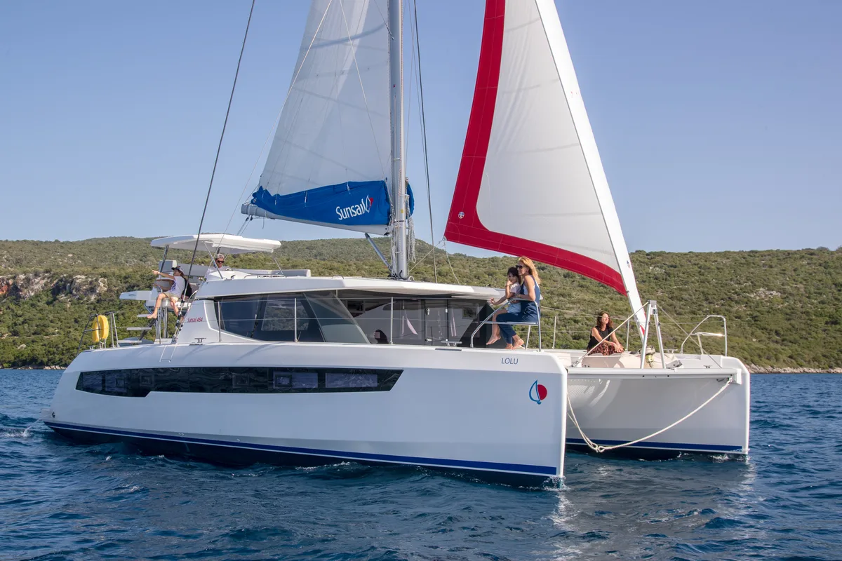 Exterior view of Sunsail 454L Classic, a Leopard 45 catamaran at Road Town, British Virgin Islands