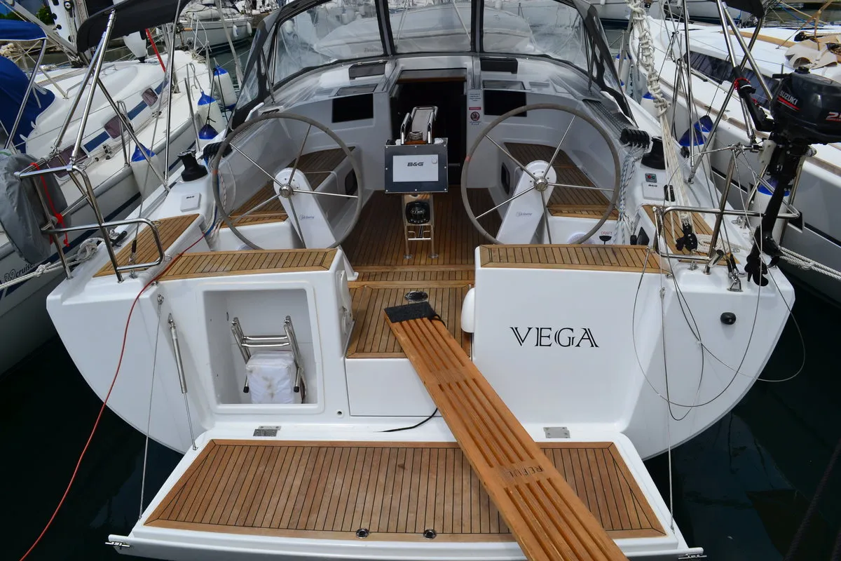 Vega, a Hanse 415 sailboat at Općina Sukošan, Croatia