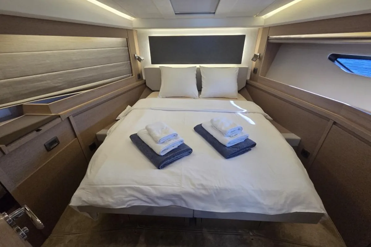 Cabin on Sabijac, a Jeanneau Prestige 520 Flybridge motor yacht at Grad Šibenik, Croatia