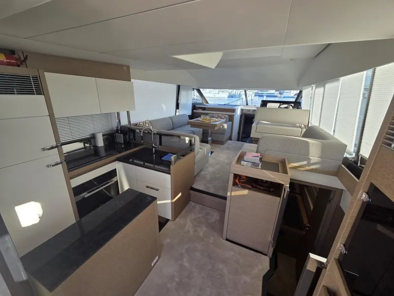 Salon of Sabijac, a Jeanneau Prestige 520 Flybridge motor yacht at Grad Šibenik, Croatia