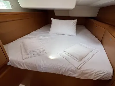 Cabin on Alessandra, a Jeanneau Sun Odyssey 509 sailboat at Kos, Greece