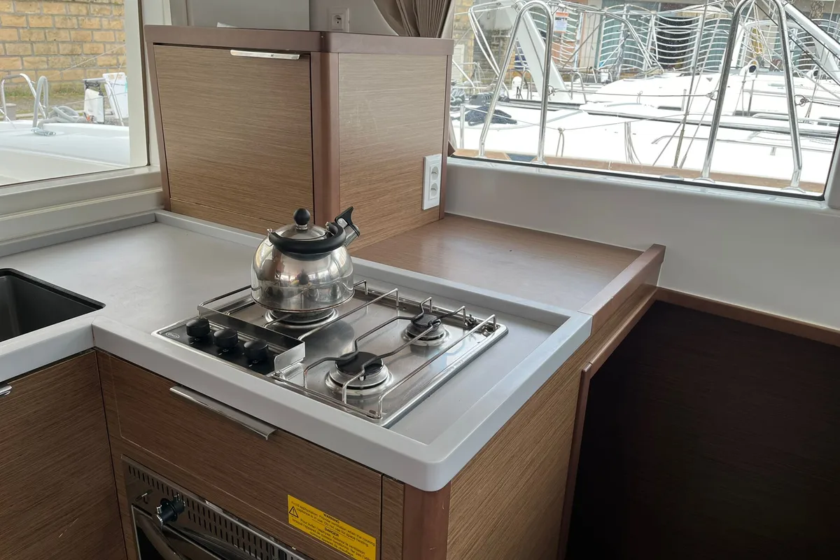 Galley of Senza Meta, a Lagoon 40 catamaran at Tonnarella, Italy