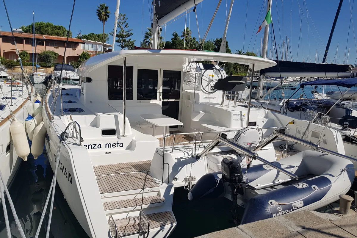 Exterior view of Senza Meta, a Lagoon 40 catamaran at Tonnarella, Italy