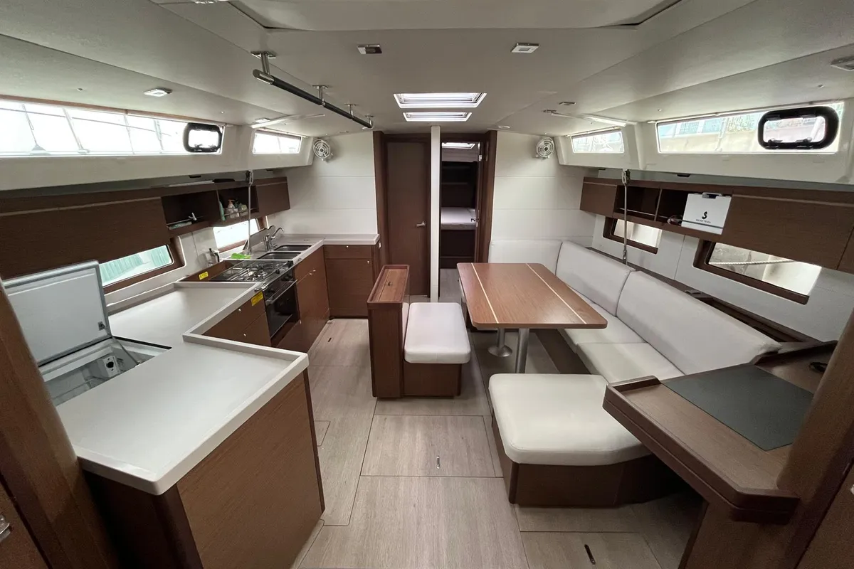 Salon of Thunderball  (A/C inc.), a Beneteau Oceanis 46.1 sailboat at Tonnarella, Italy