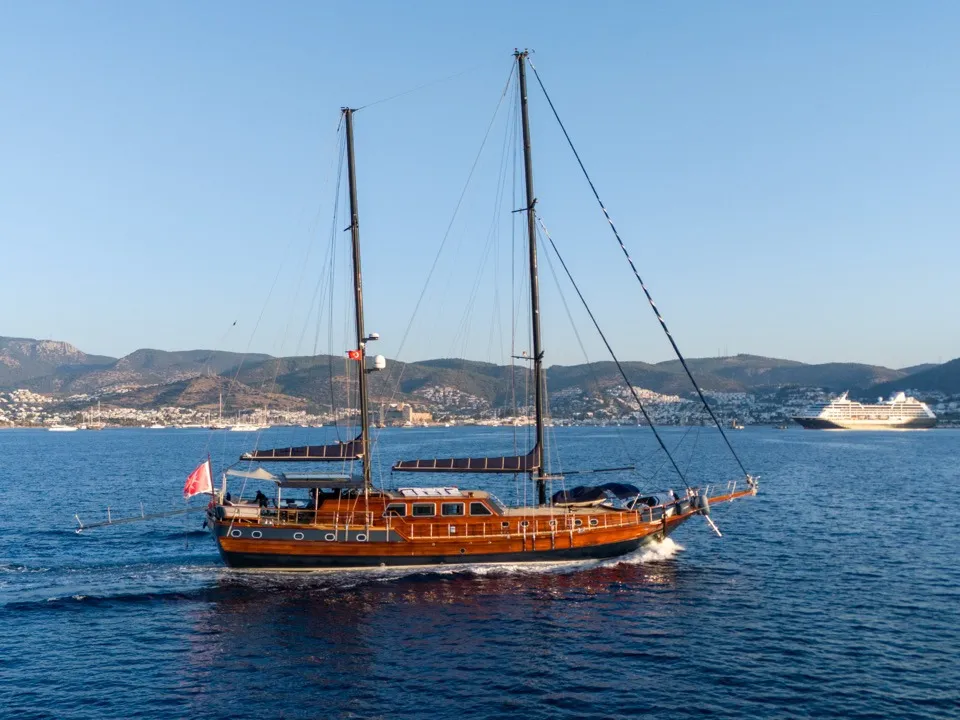 Exterior view of Capricorn 1, a Custom Made Capricorn 1 motor yacht at Athens, Greece