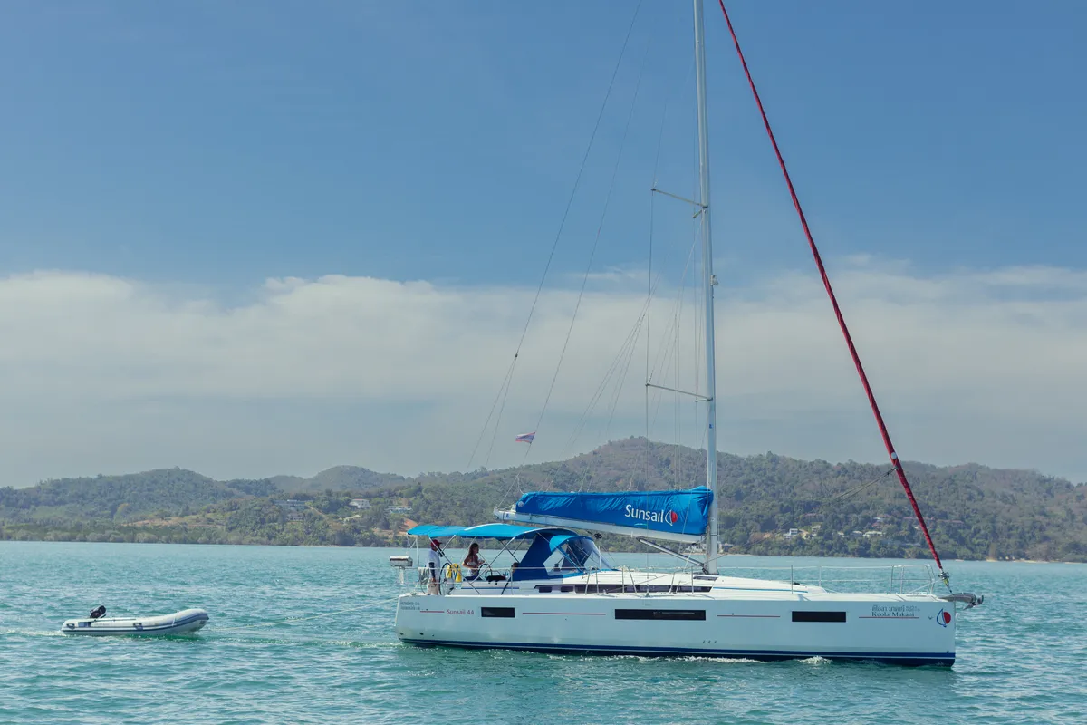 Exterior view of Sunsail 44 SO Classic, a Jeanneau Sun Odyssey 440 sailboat at Municipal Unit of Lefkada, Greece